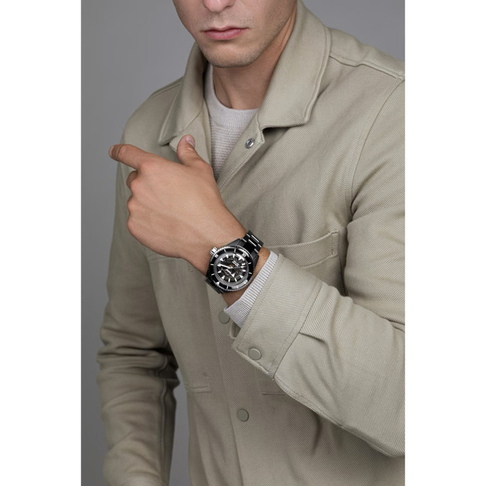 245097_01_Rado_Captain_Cook_High-Tech_Ceramic_R32127152_Juwelier_Clem_Vercammen_6.jpg