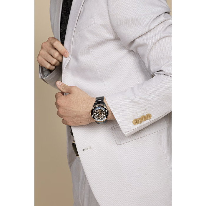 244438_01_Rado_Captain_Cook_High-Tech_Ceramic_R32127162_Juwelier_Clem_Vercammen_5.jpg