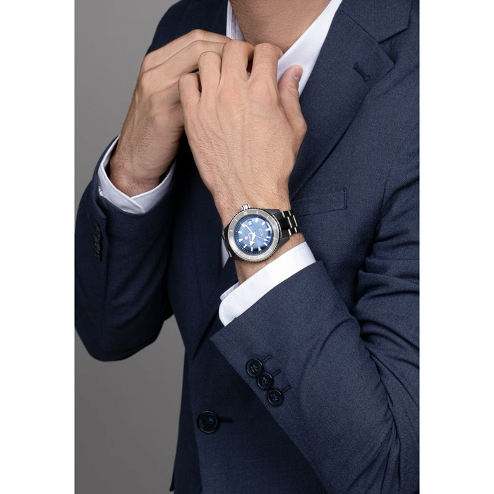 252682_01_Rado_Captain_Cook_High-Tech_Ceramic_Diver_R32144202_Juwelier_Clem_Vercammen_6.jpg