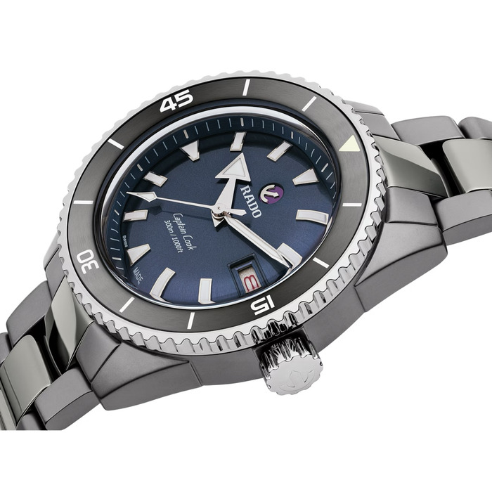 252682_01_Rado_Captain_Cook_High-Tech_Ceramic_Diver_R32144202_Juwelier_Clem_Vercammen_2.jpg