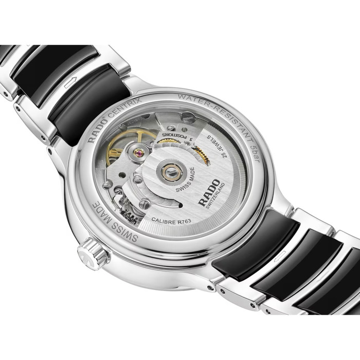 RADO_Centrix_Diamonds_35mm_R30231712_Juwelier_Clem_Vercammen_3.jpg