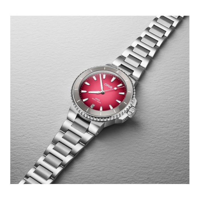 270254_01_Oris_Aquis_Date_Taste_Of_Summer_0173377924158-0781905P_Juwelier_Clem_Vercammen-2.jpg
