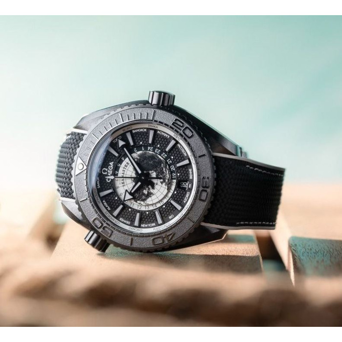 271090_01_Omega_Seamaster_Planet_Ocean_21592462201007_Juwelier_Clem_Vercammen-3.jpg