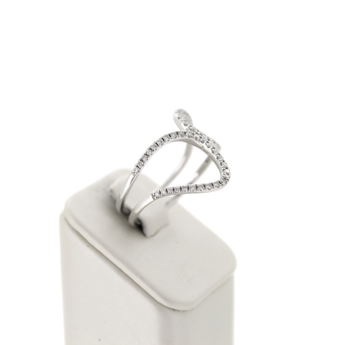 Ring_Witgoud_18K__Briljant_Tweedehands_92568-2339_Juwelier_clem_vercammen-5.jpg