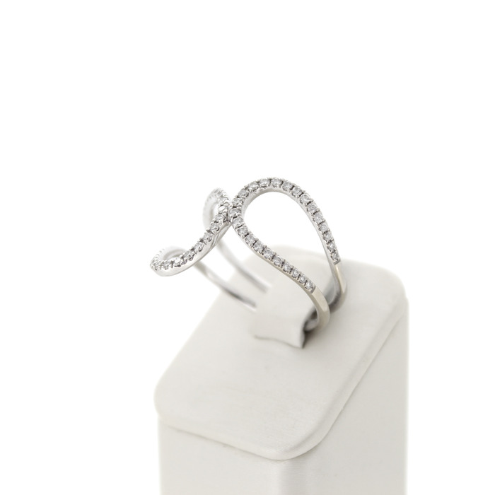 Ring_Witgoud_18K__Briljant_Tweedehands_92568-2339_Juwelier_clem_vercammen-2.jpg