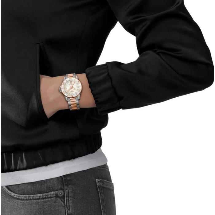 Horloge Tissot Seastar T1202102211100 