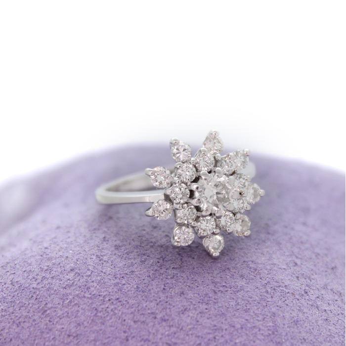 Ring_Witgoud_18K_Briljant_Tweedehands_92439-2342_Juwelier_Clem_Vercammen-8.jpg
