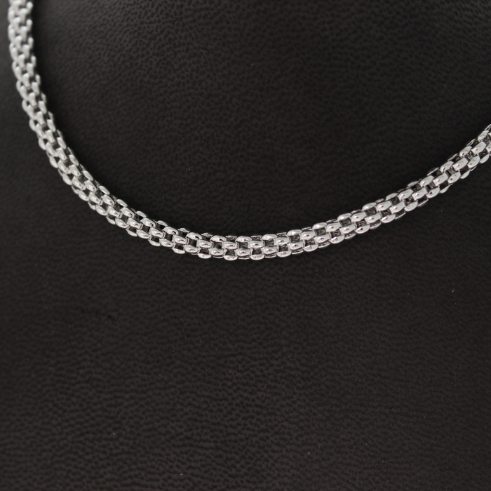 Fope_Collier_Witgoud_Tweedehands_92548-2341_Juwelier_Clem_Vercammen-2.jpg