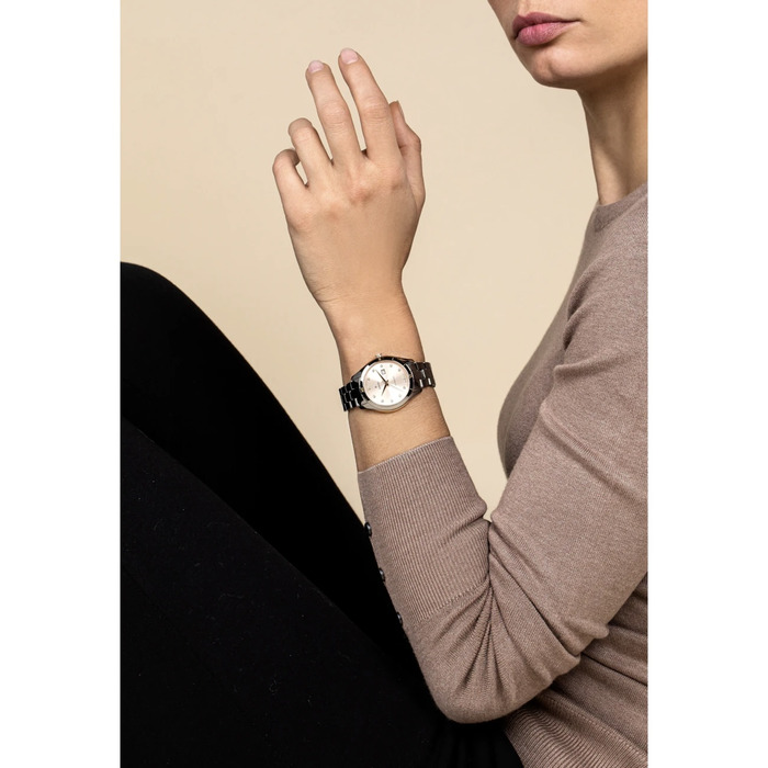 253064_01_Rado_Hyperchrome_Automatic_Diamonds_R32043712_Juwelier_Clem_Vercammen_6.jpg