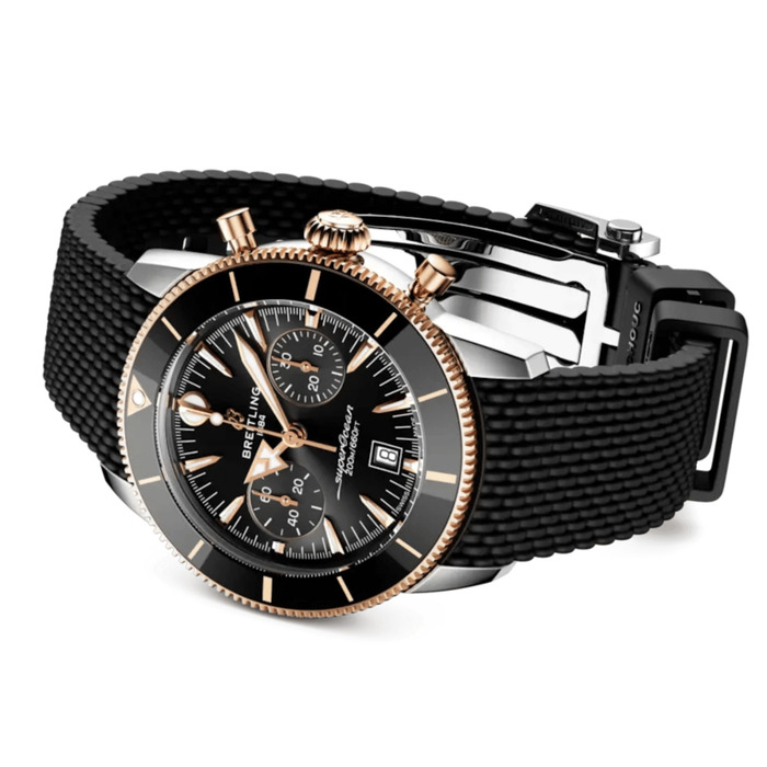 SuperOcean_Heritage_42_B01_UB0156H11B1S1_Black_Rubber_Soldier_3.jpg
