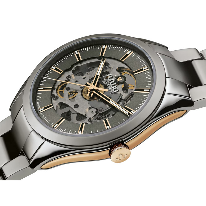 230131_01_Rado-horloge-hypercrome-automatic-open-heart-R32021102-clem-vercammen-online-shop_2.jpg