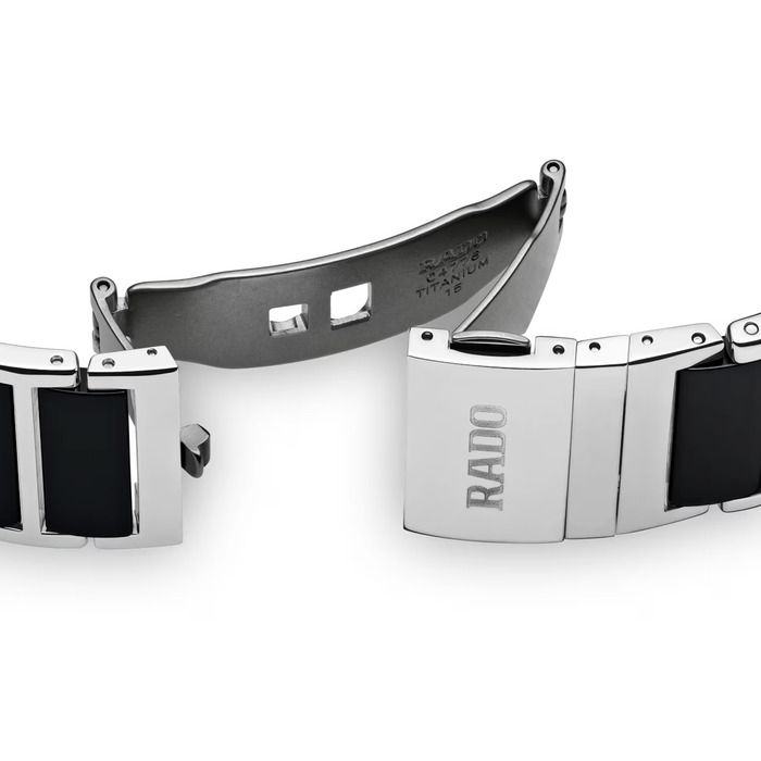 224561_01_Rado-horloge-integral-diamonds-R20613712-clem-vercammen-online-shop_4.jpg