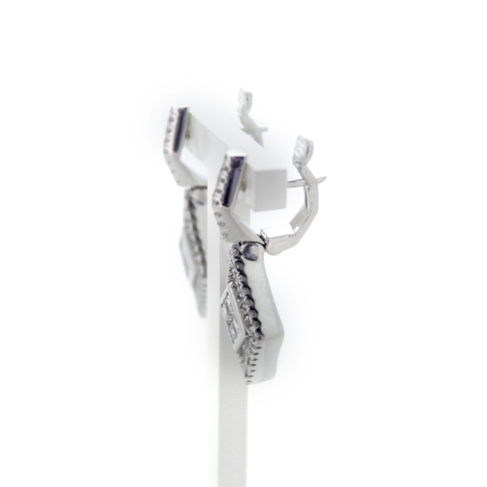 Oorbellen_Witgoud_18K_Briljant_Princess_Cut_Tweedehands_92558-2347_Juwelier_Clem_Vercammen-4.jpg