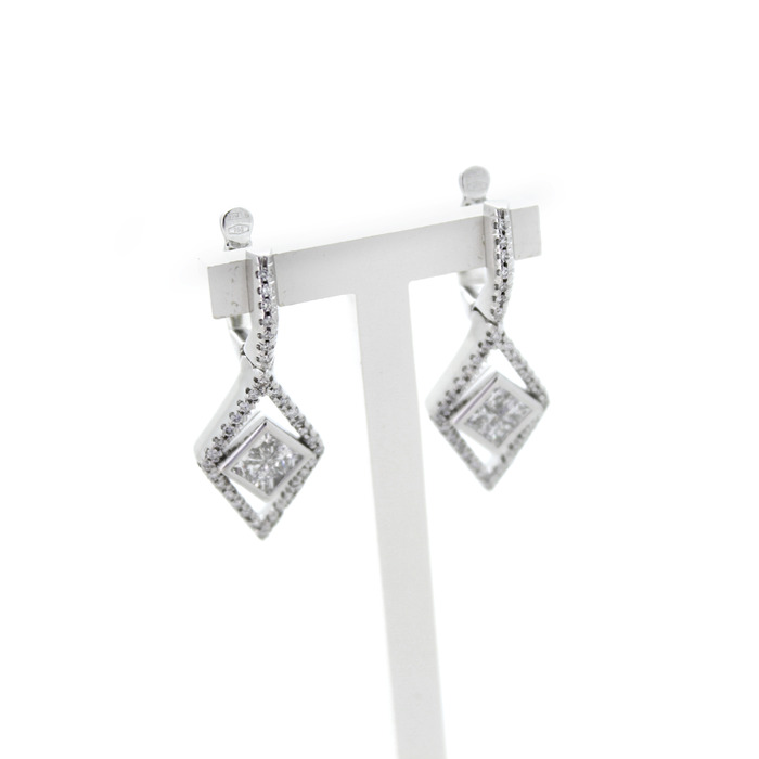 Oorbellen_Witgoud_18K_Briljant_Princess_Cut_Tweedehands_92558-2347_Juwelier_Clem_Vercammen-6.jpg