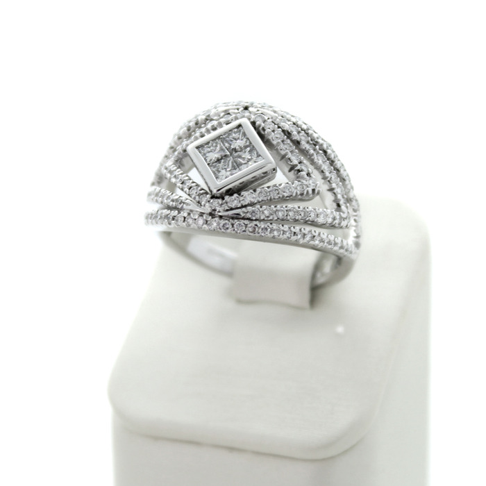 Ring_Centoventuno_Witgoud_Briljanten_Tweedehands_92559-2349_Juwelier_Clem_Vercammen.jpg