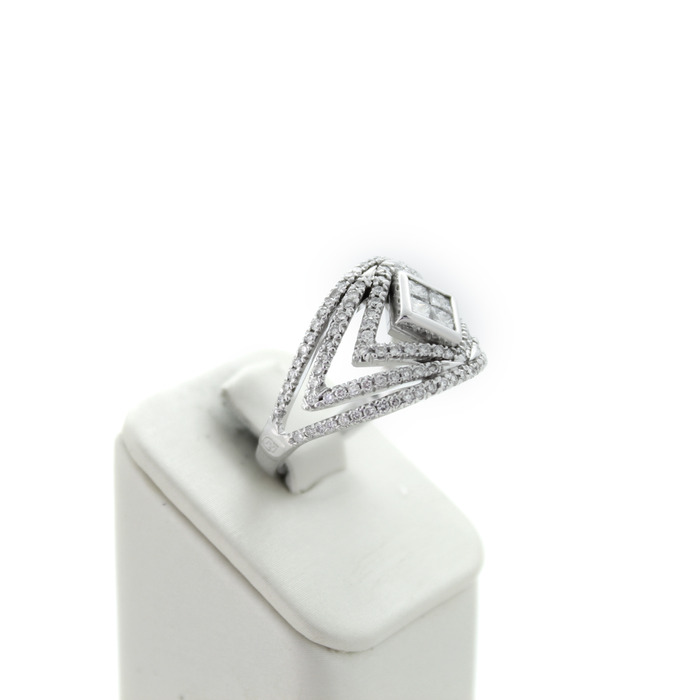 Ring_Centoventuno_Witgoud_Briljanten_Tweedehands_92559-2349_Juwelier_Clem_Vercammen-5.jpg