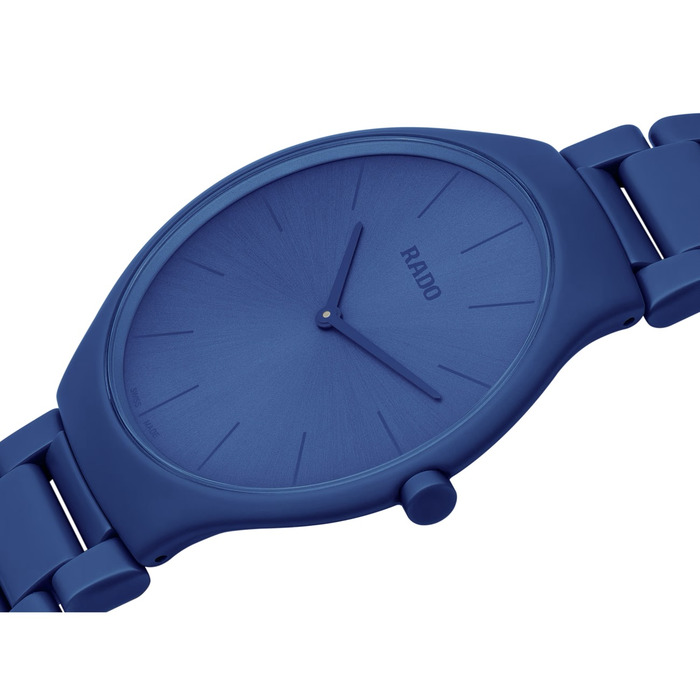 235697_01_Rado-horloge-true-thinline-les-couleurs-spectacular-ultramarine-R27092622-clem-vercammen-online-shop_2.jpg