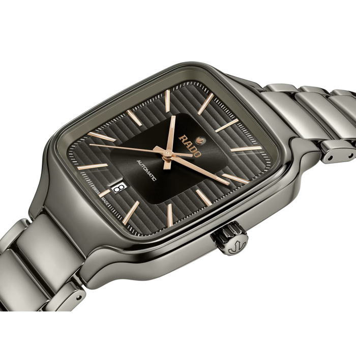 257336_01_Rado_True_Square_R27077102_Juwelier_Clem_Vercammen_2.jpg