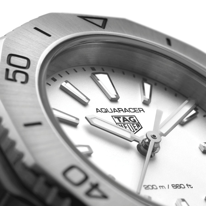 270187_01_Tag_Heuer_Aquaracer_Professional_200_Quartz_WBP1411-BA0622_Juwelier_Clem_Vercammen_4.jpg