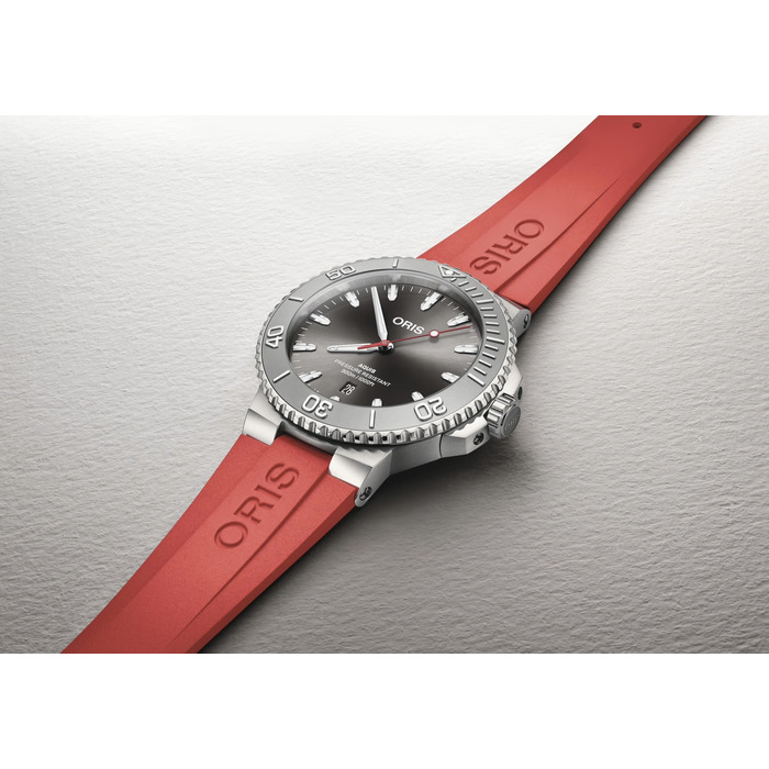 271411_01_Oris_Aquis_Date_0173377894153-0742336FC_Juwelier_Clem_Vercammen_5.jpg