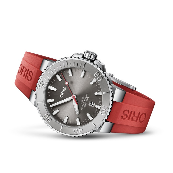 271411_01_Oris_Aquis_Date_0173377894153-0742336FC_Juwelier_Clem_Vercammen_2.jpg