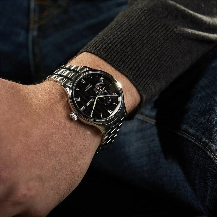 250449_01_Seiko_Presage_Heren_Automatic_staal_Zwart_SSA377J1_Juwelier_Clem_Vercammen_3.jpg